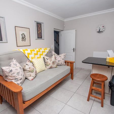 Van Den Berg'S Guesthouse Bettyʼs Bay Exteriér fotografie